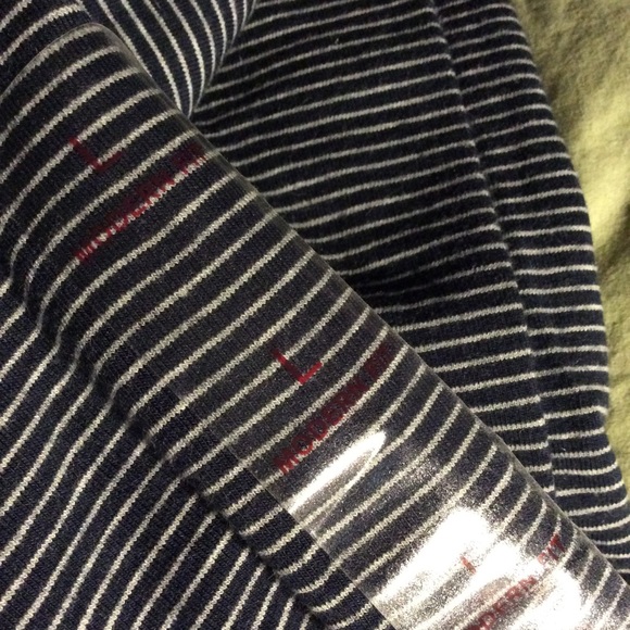 NWT, Men’s Tee …. - Picture 4 of 4